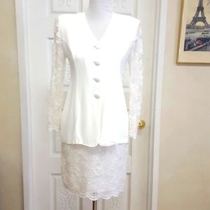 Like new. Cream lace two-piece outfit petite 6